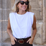 CAMISETA HOMBRERAS TACHAS BLANCA
