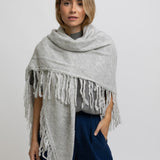 PONCHO FLECOS GRIS CLARO