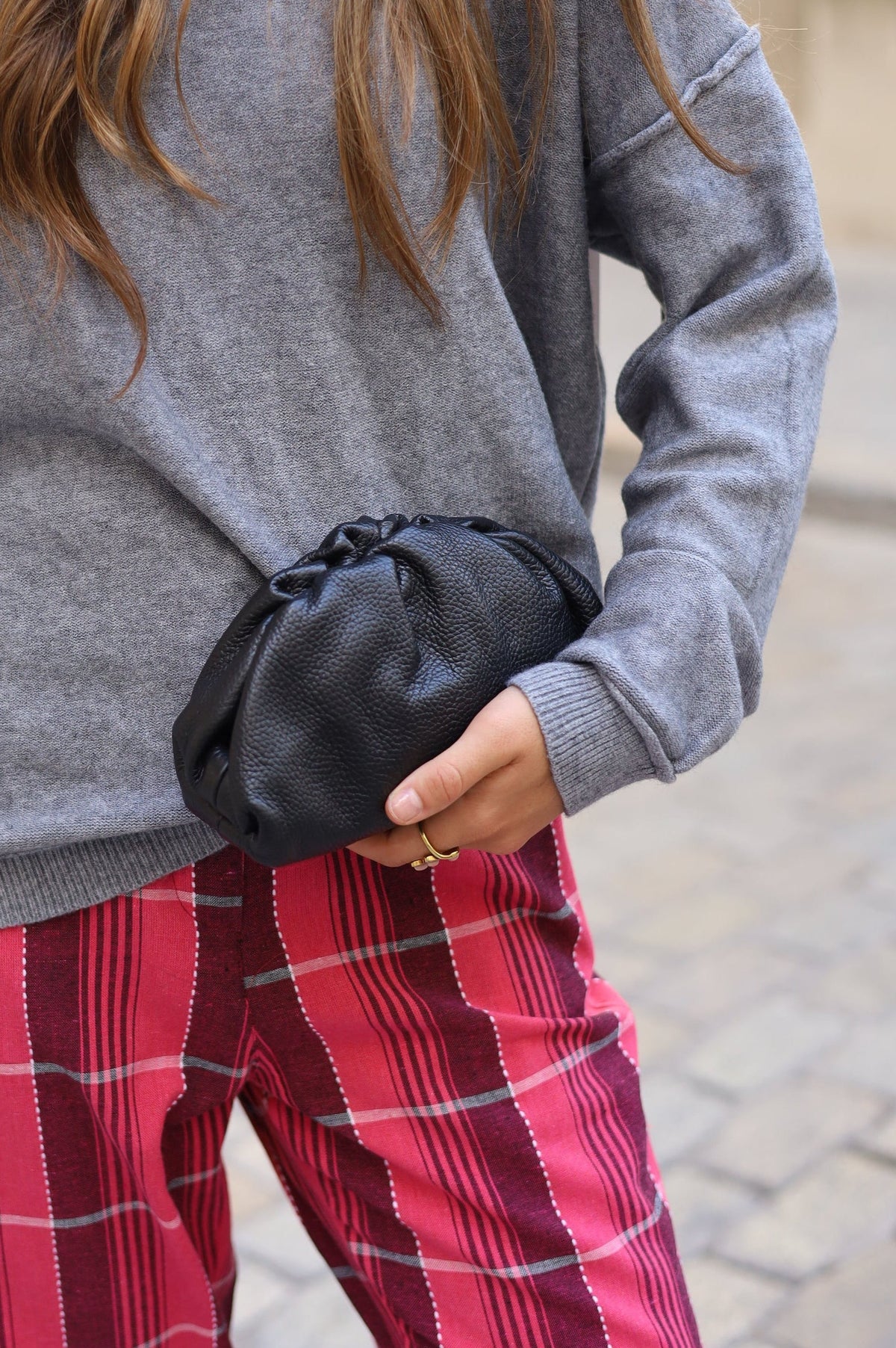 BOLSO CONCHA PIEL NEGRO