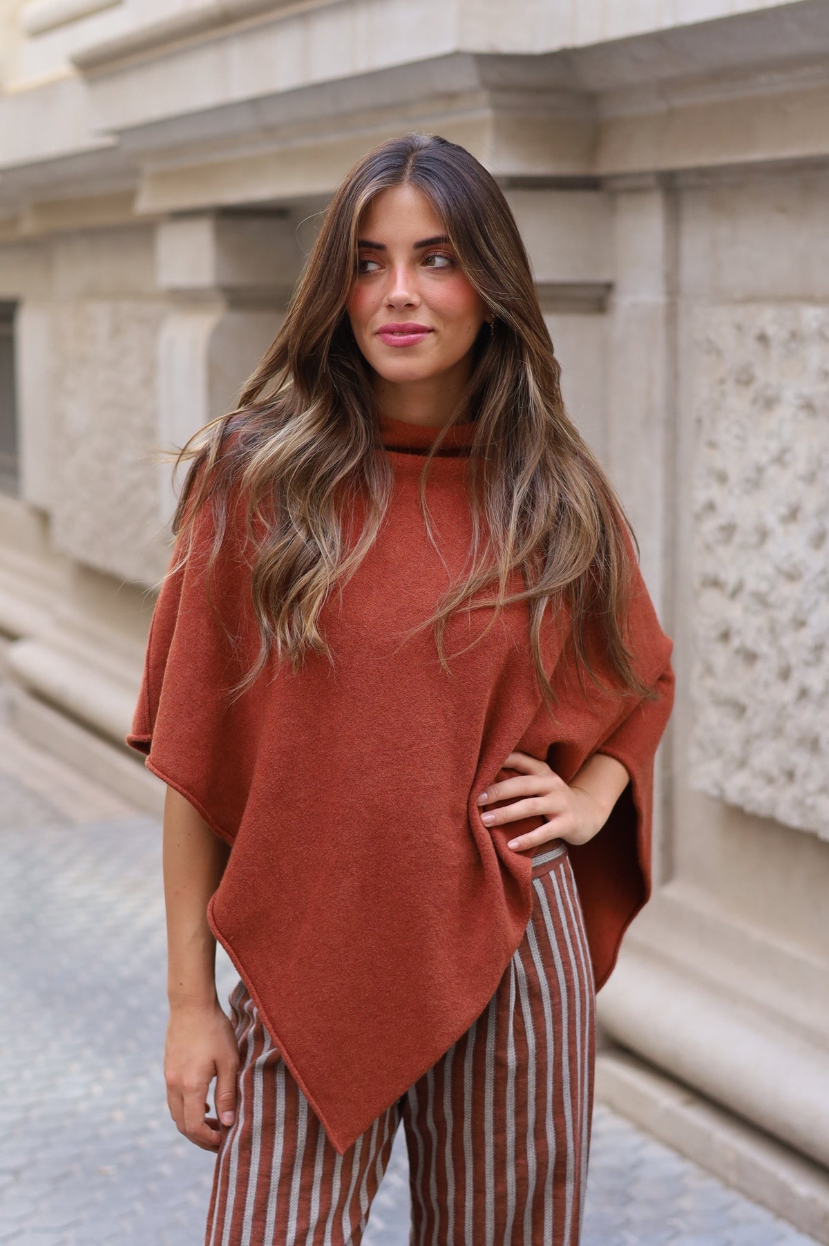 PONCHO MARTA CALDERO