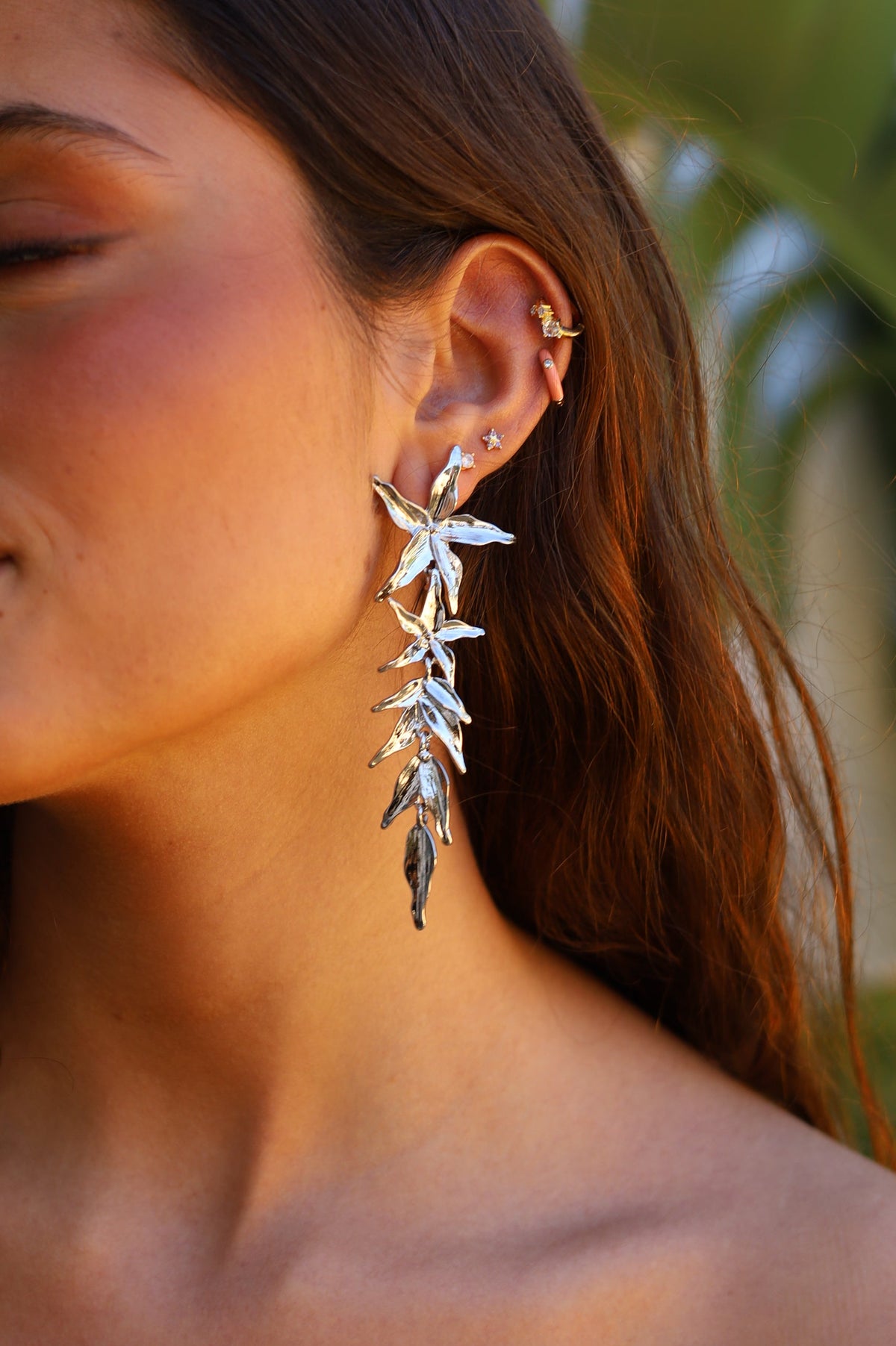 PENDIENTES HOJAS PLATEADOS
