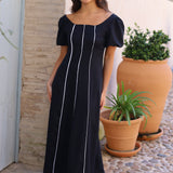 VESTIDO NEGRO COSTURAS BLANCAS