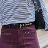 CINTURÓN NEGRO TACHA PLATA