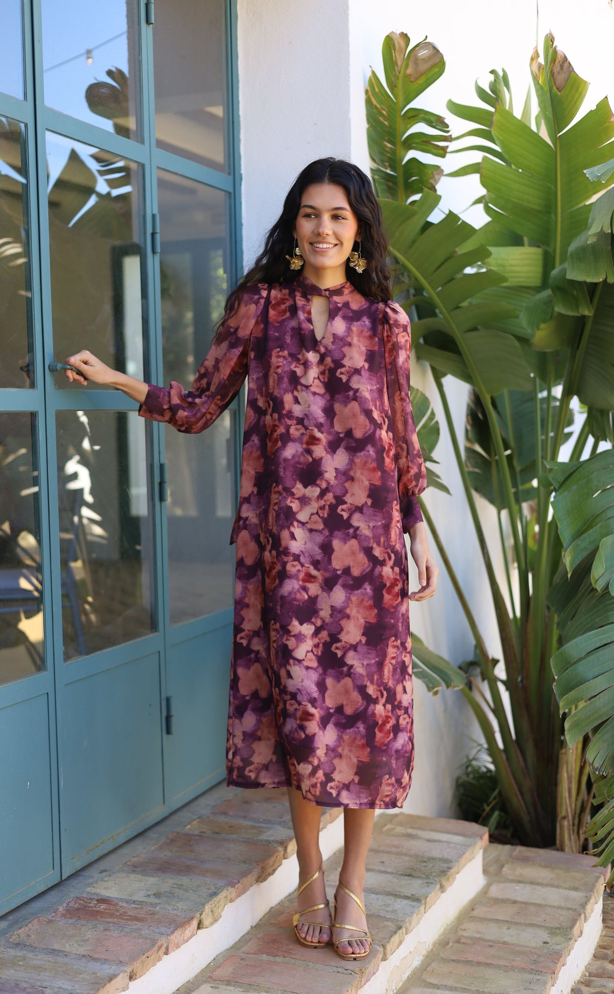 VESTIDO CAMPANA MAQUILLAJE