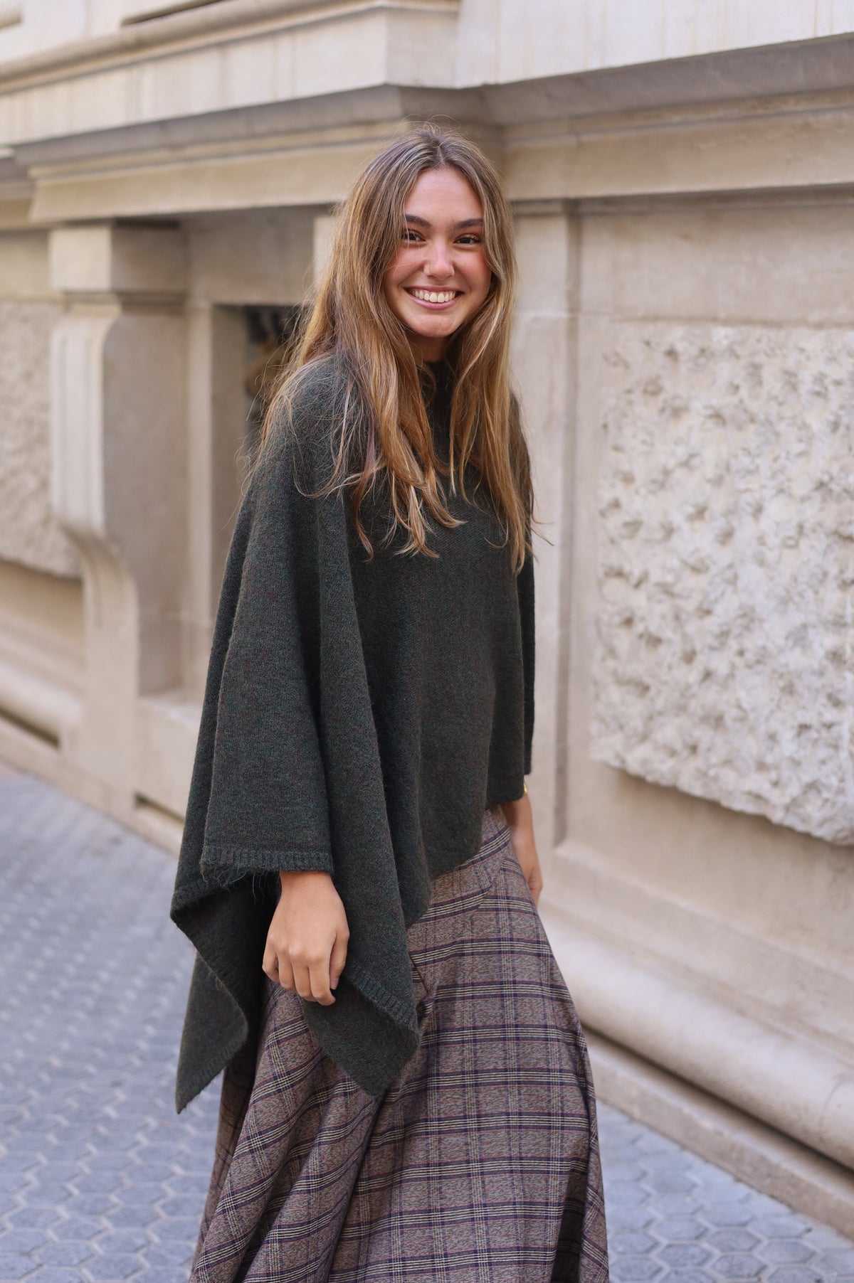 PONCHO ELENA CACERIA
