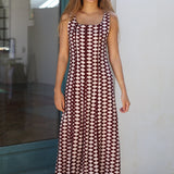 VESTIDO ONDAS BURDEOS