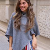 PONCHO MARTA GRIS