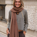 BUFANDA LISA MARRÓN