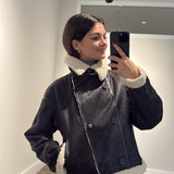 CHAQUETA CON BORREGO NEGRA