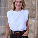 CAMISETA HOMBRERAS TACHAS BLANCA