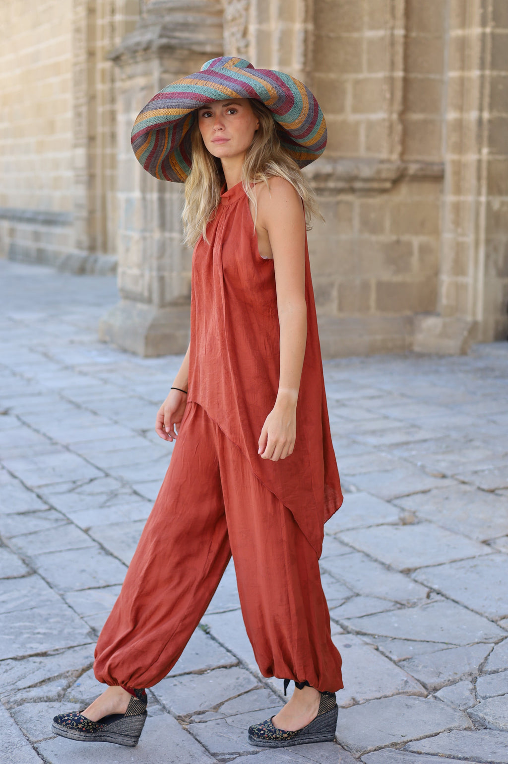 CONJUNTO ASIMETRICO CALDERO