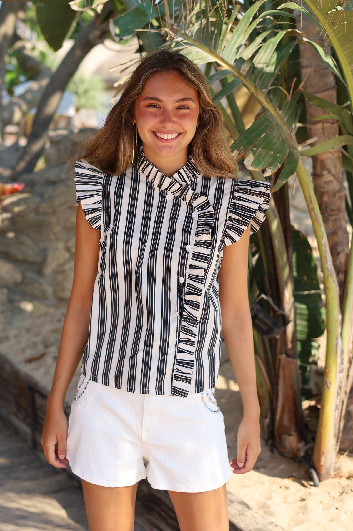 BLUSA ISABELLA RAYAS FINAS NEGRA