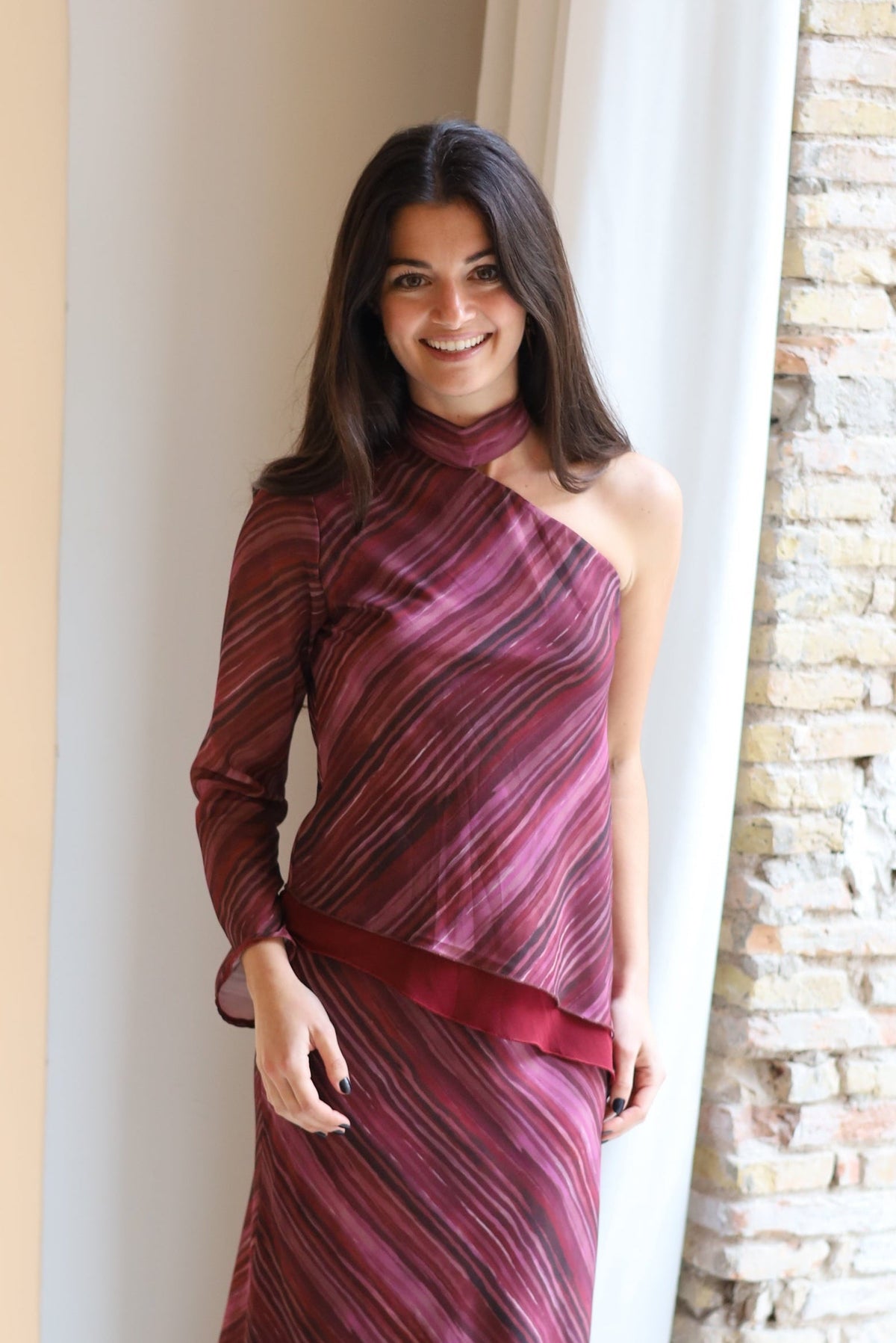 TOP LAZO ASIMETRICO ROSA