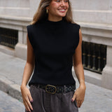 TOP PUNTO HOMBRERAS NEGRO