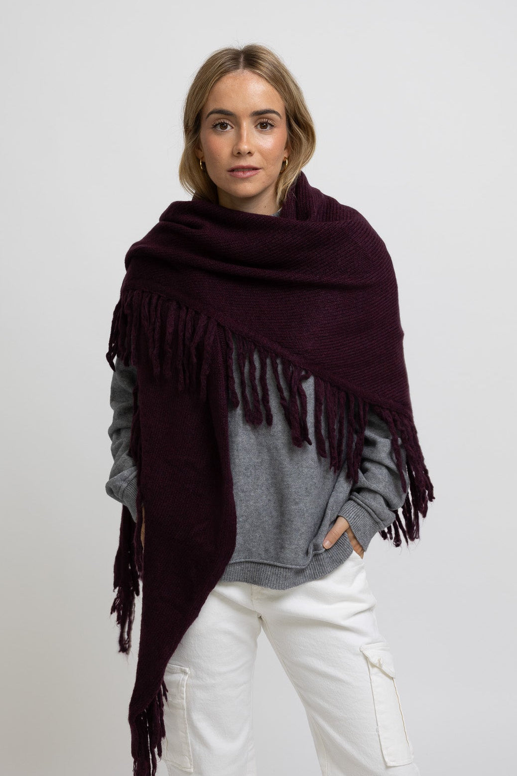 PONCHO FLECOS BERENJENA