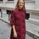 VESTIDO AMAPOLAS VOLANTE FRESA