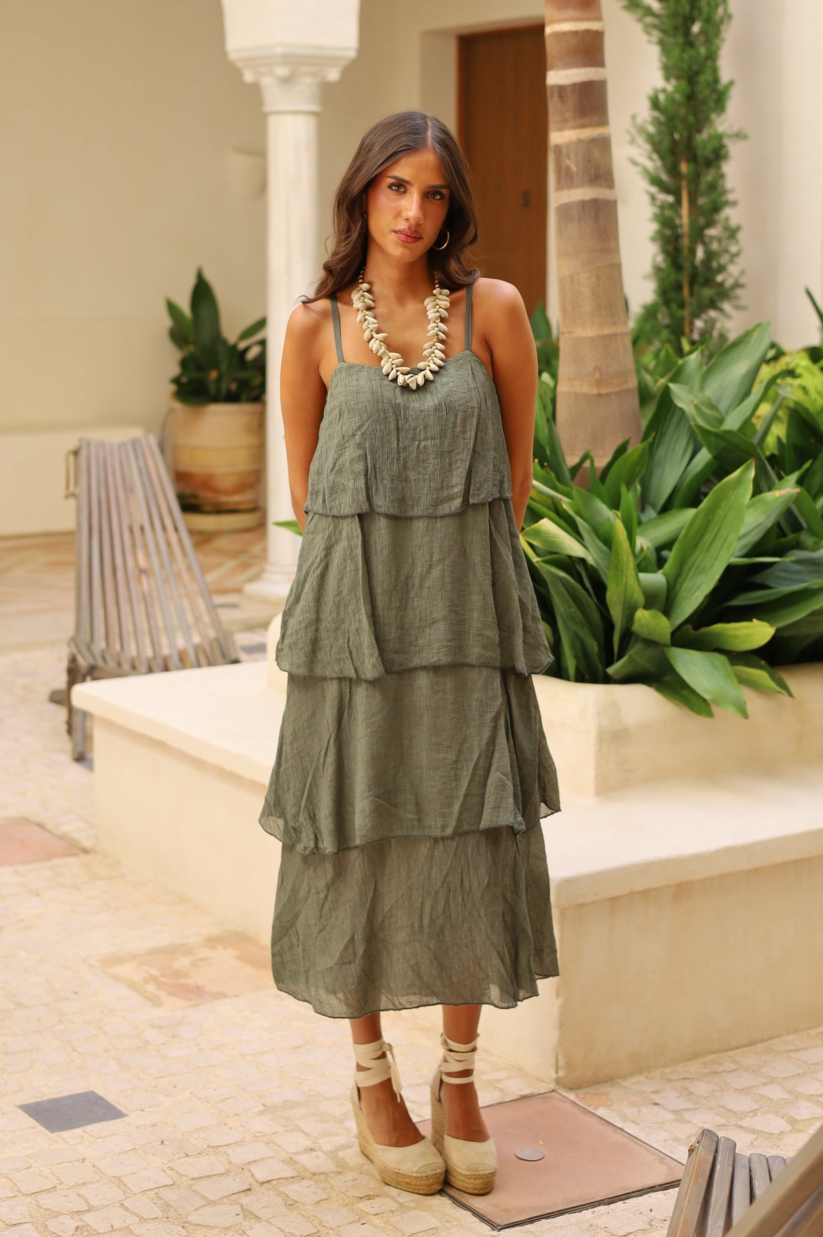 VESTIDO PLISADO VOLANTES VERDE