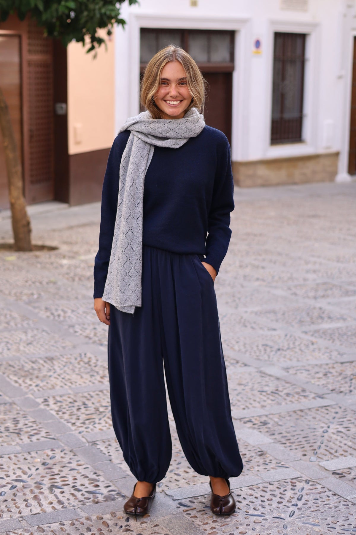 PANTALON BOMBACHO LISO AZUL