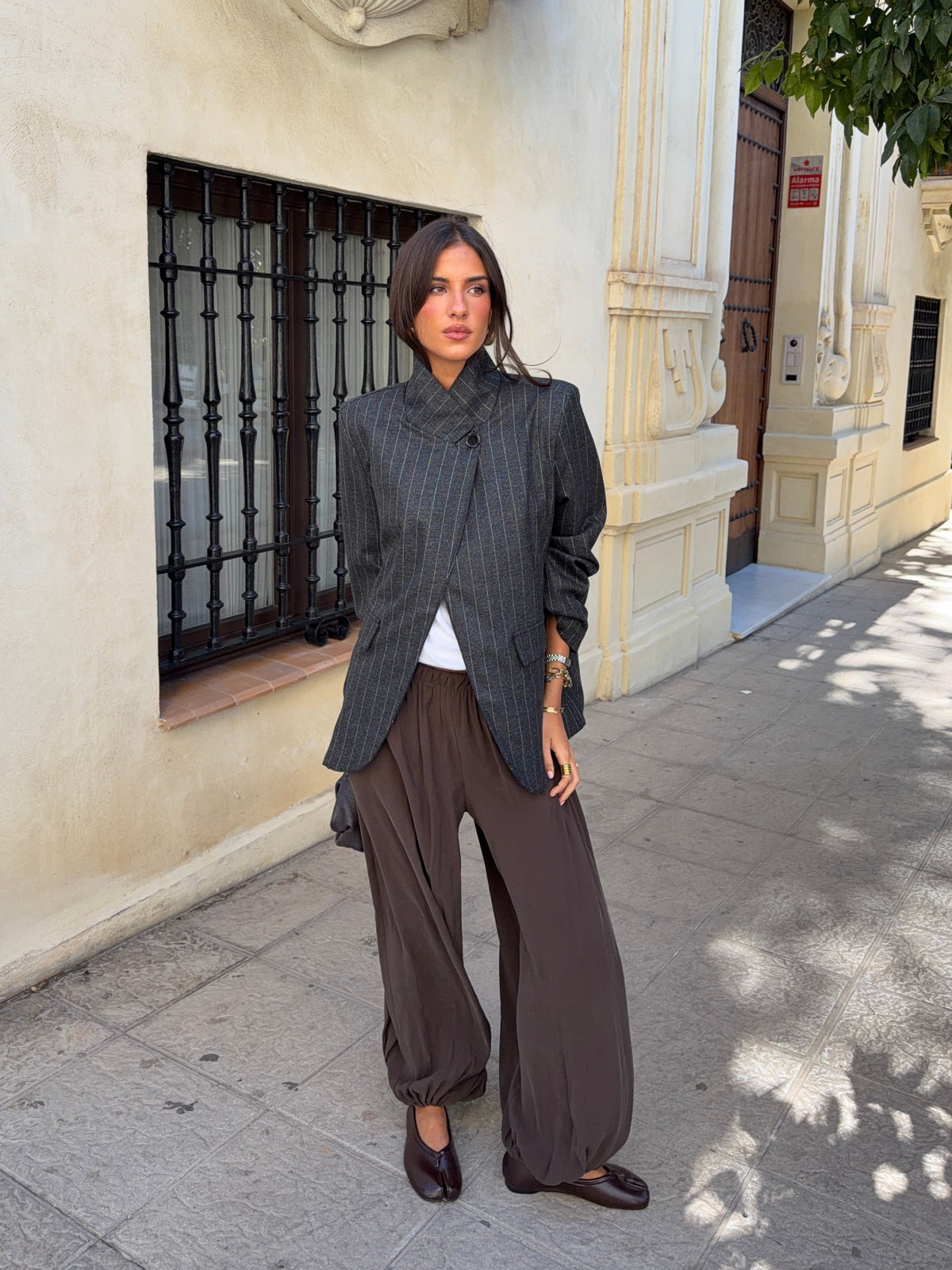 PANTALON BOMBACHO LISO MARRON