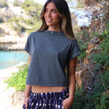 CAMISETA CROPPED GRIS