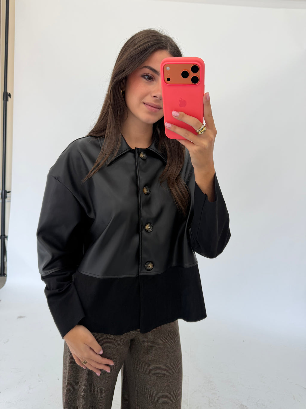 CHAQUETA POLIPIEL TERCIOPELO NEGRA