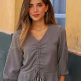 BLUSA ANDREA FRUNCE GRIS