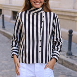 BLUSA RAYAS BOTONES BLANCA Y NEGRA