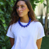 COLLAR BOLAS CORTO AZUL