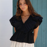BLUSA VOLANTES NEGRA