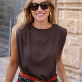 CAMISETA HOMBRERAS TACHAS MARRON