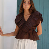 BLUSA VOLANTES MARRÓN