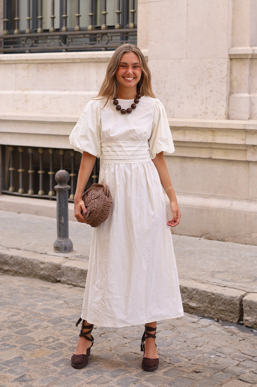 VESTIDO MANGA GLOBO CRUDO