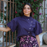 BLUSA VOLANTE LATERAL MORADA