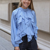 BLUSA VOLANTES RAYAS AZUL