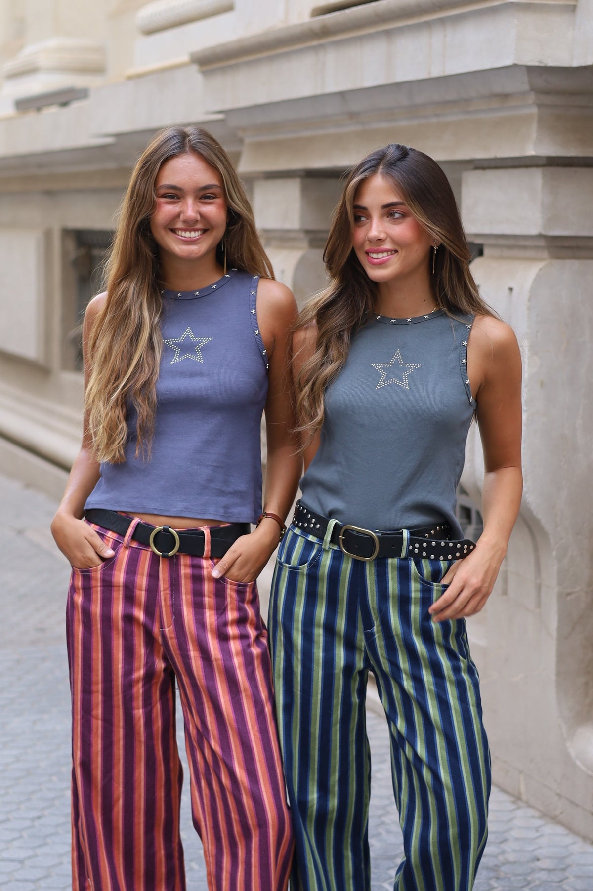 CAMISETA TACHAS ESTRELLA GRIS