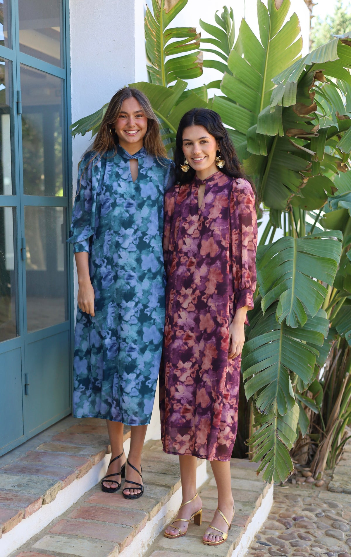 VESTIDO CAMPANA MAQUILLAJE