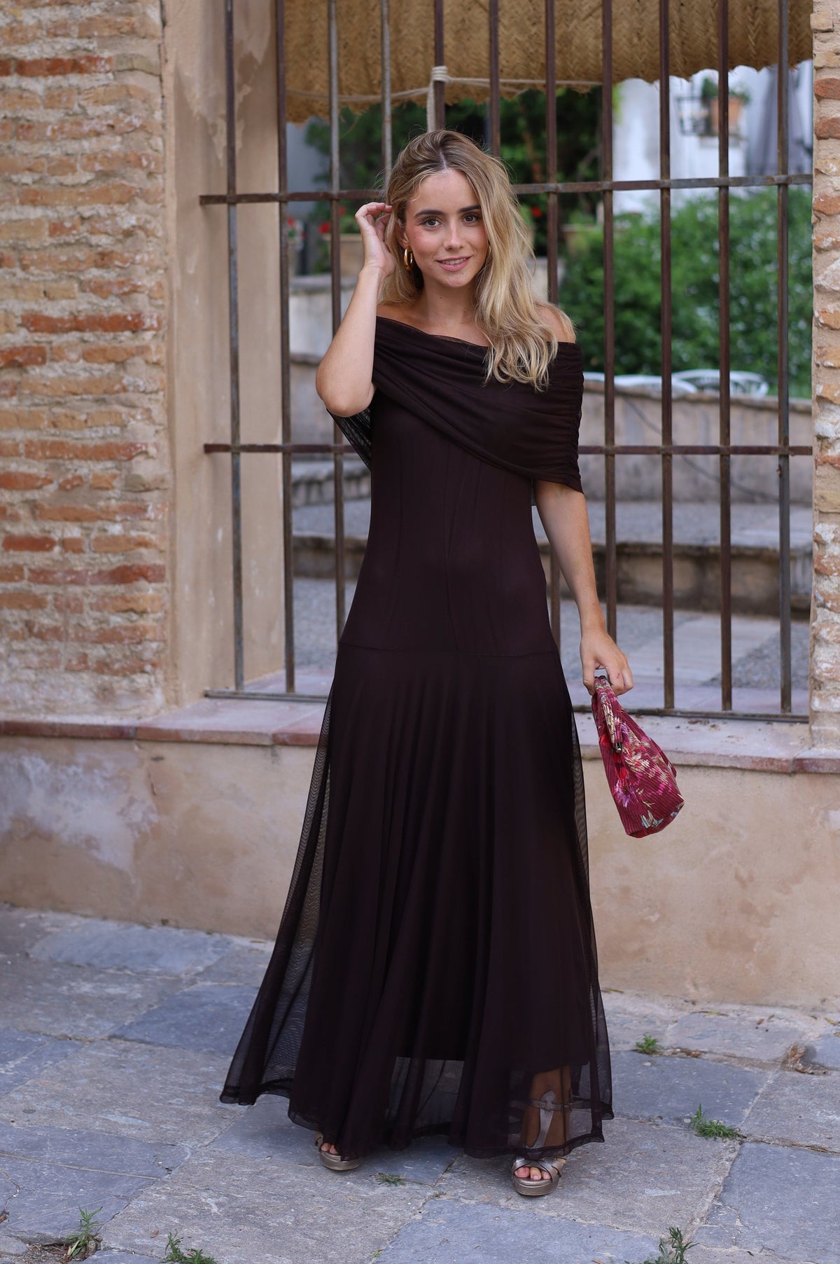 VESTIDO BARCO TUL MARRON
