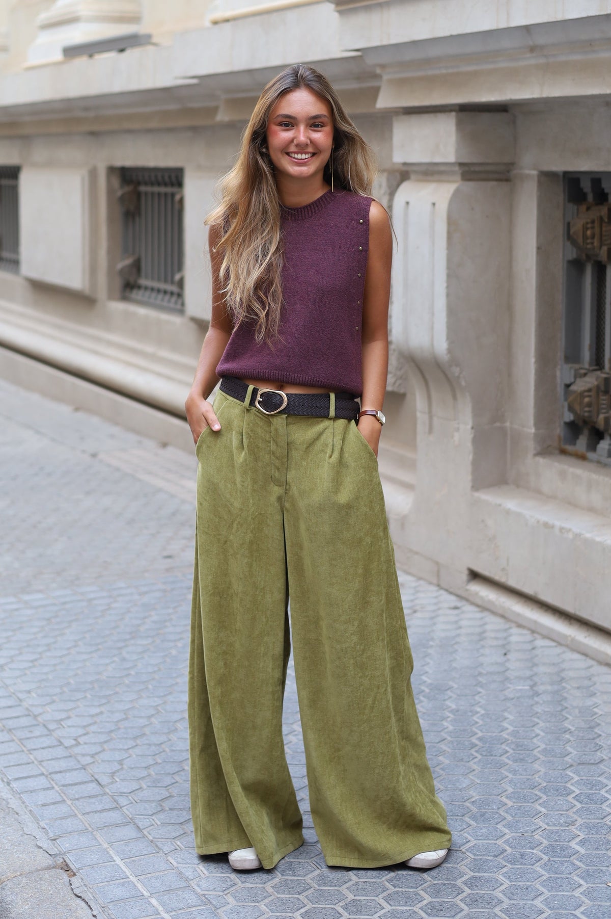 CHALECO PUNTO TACHAS MORADO
