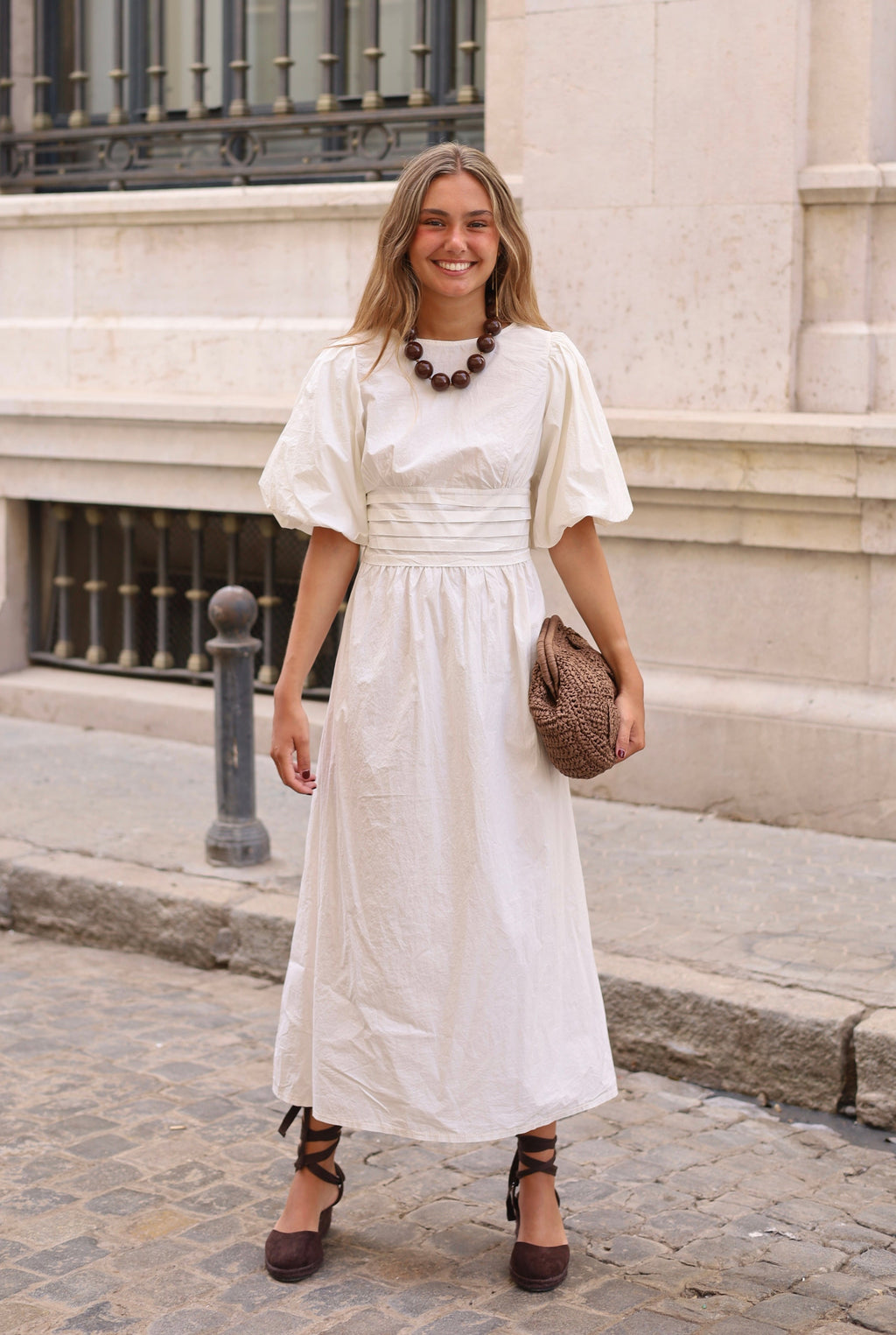 VESTIDO MANGA GLOBO CRUDO