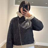 CHAQUETA CON BORREGO NEGRA