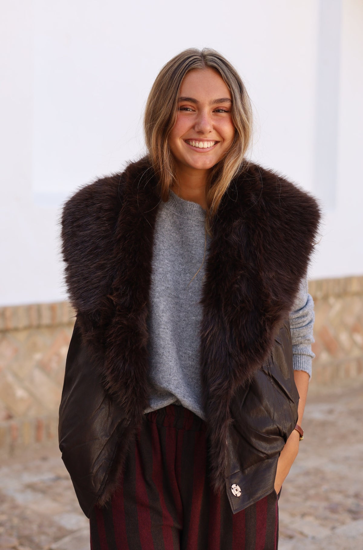 CHALECO PELO REVERSIBLE