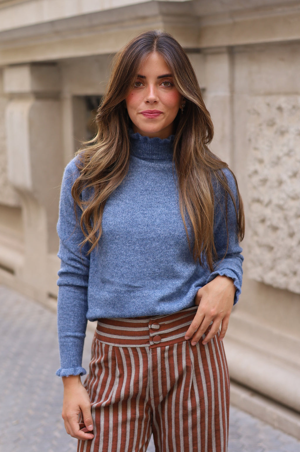 JERSEY CUELLO Y MANGA VOLANTES CELESTE