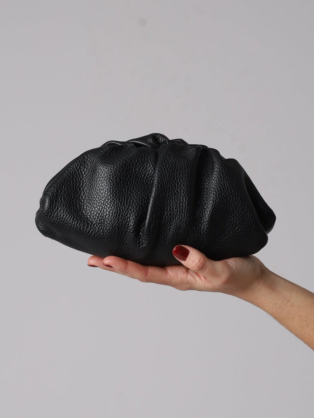 BOLSO CONCHA PIEL NEGRO