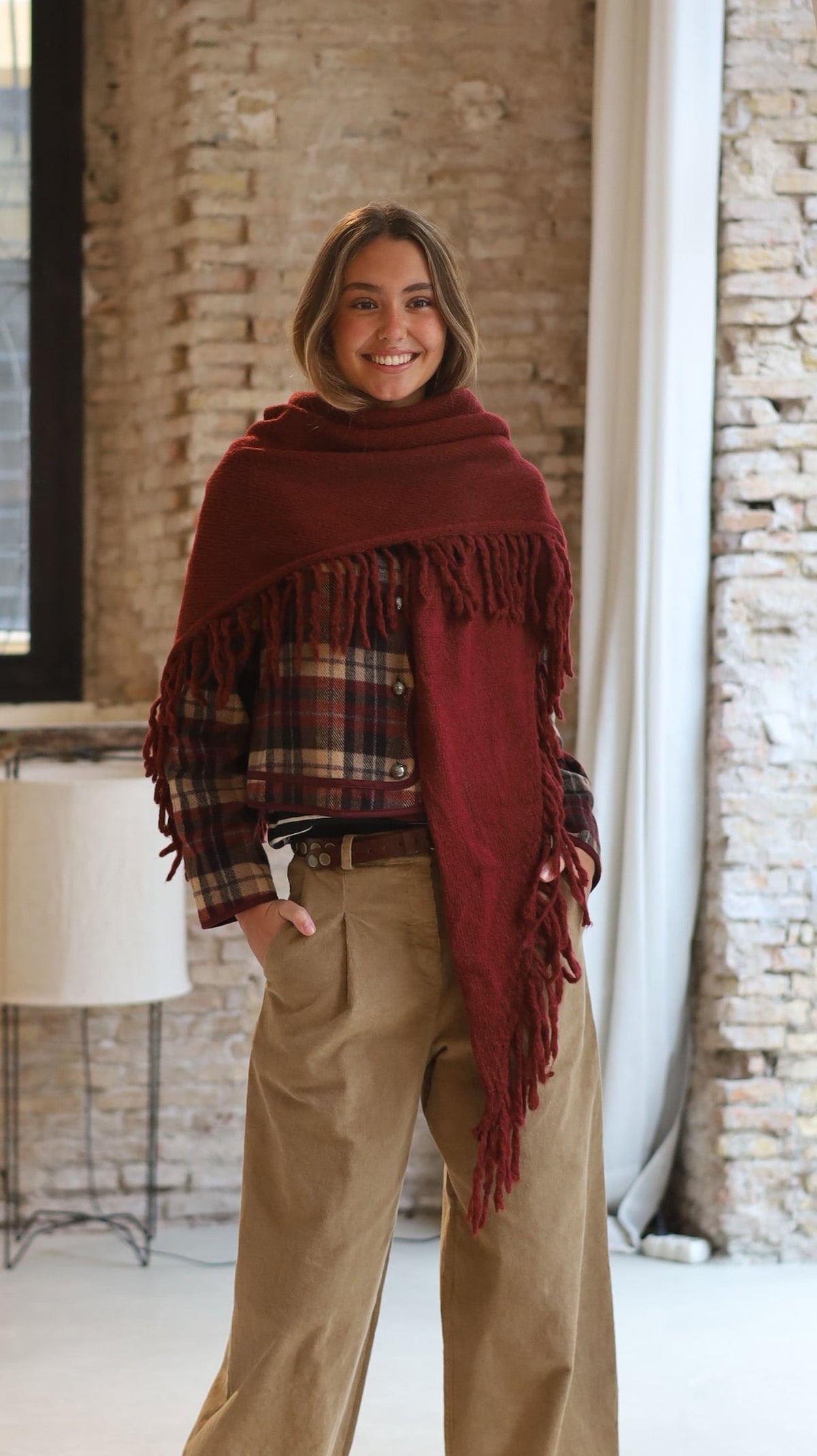 PONCHO FLECOS VINO