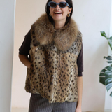 CHALECO PELO NATURAL CORTO MANCHAS