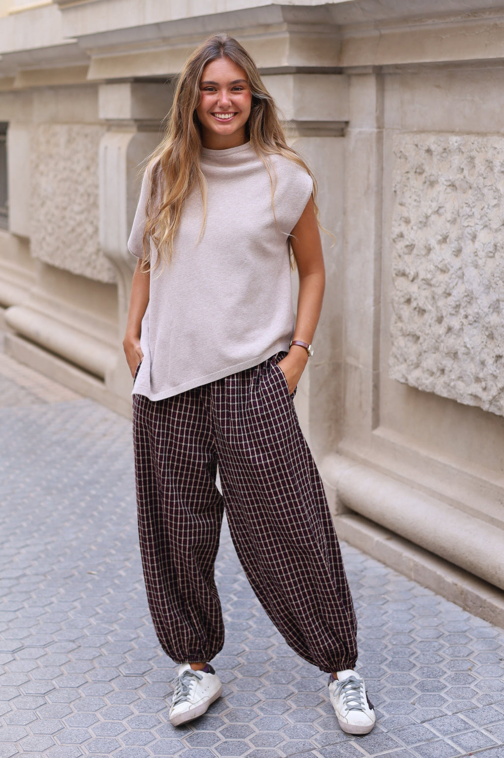 PANTALÓN BOMBACHO CUADROS BURDEOS