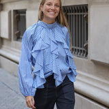 BLUSA VOLANTES RAYAS AZUL