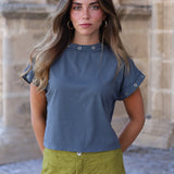 CAMISETA CROPPED GRIS
