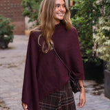 PONCHO ELENA VINO