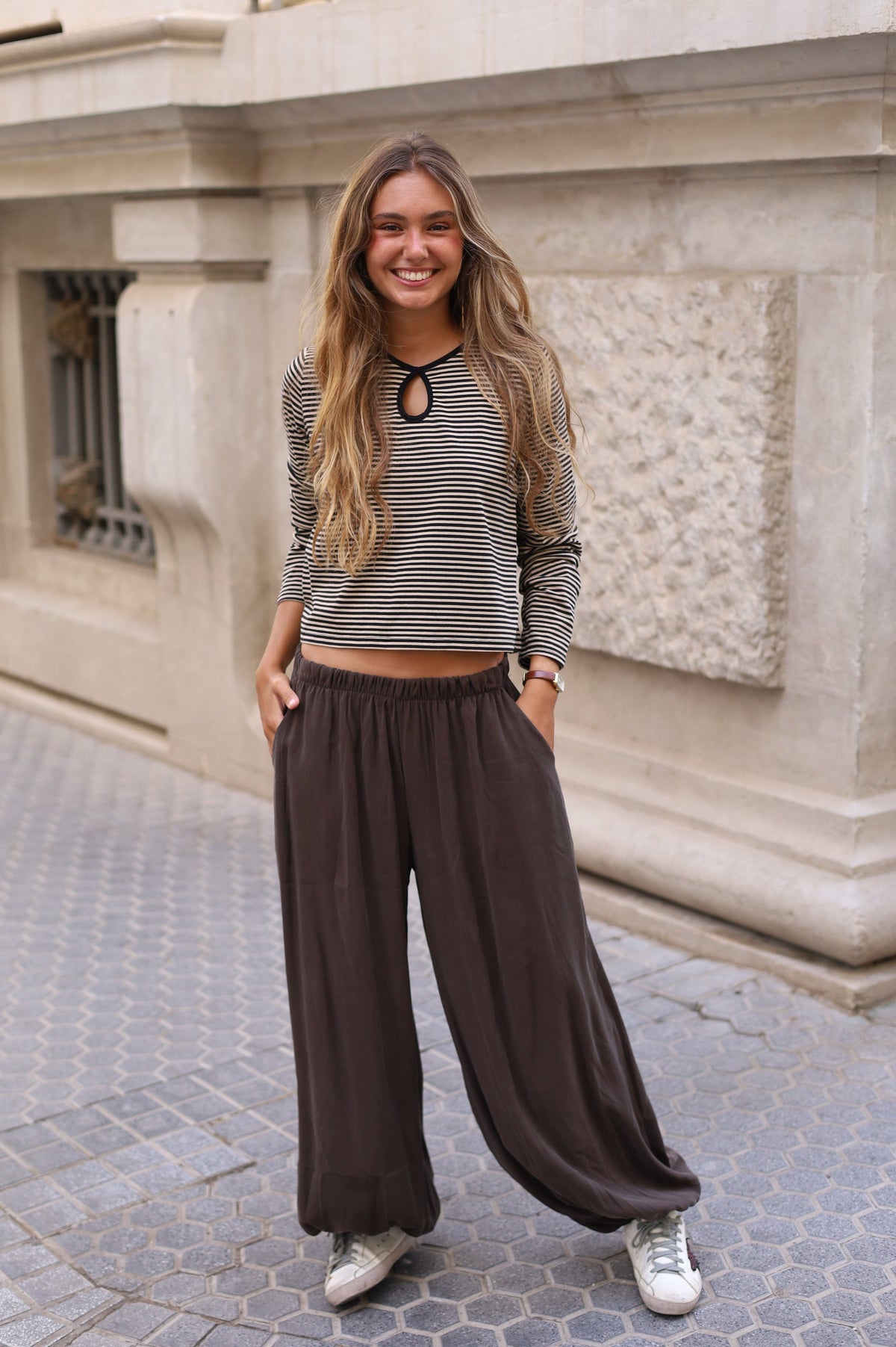 PANTALON BOMBACHO LISO MARRON